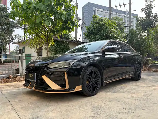 Dongfeng Aeolus Yixuan MAX 2021 1.5T Dark Night Dawn Edition