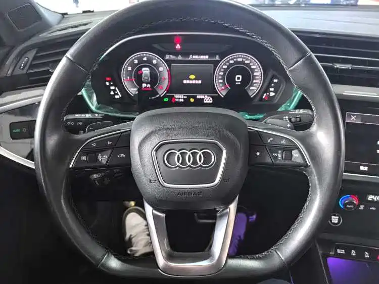 Audi Q3 2024 40 TFSI Fashion Sport фото 5