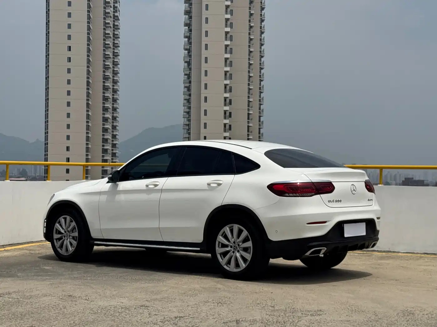 Mercedes-Benz GLC Coupe 2020 GLC 260 4MATIC Coupe SUV фото 7