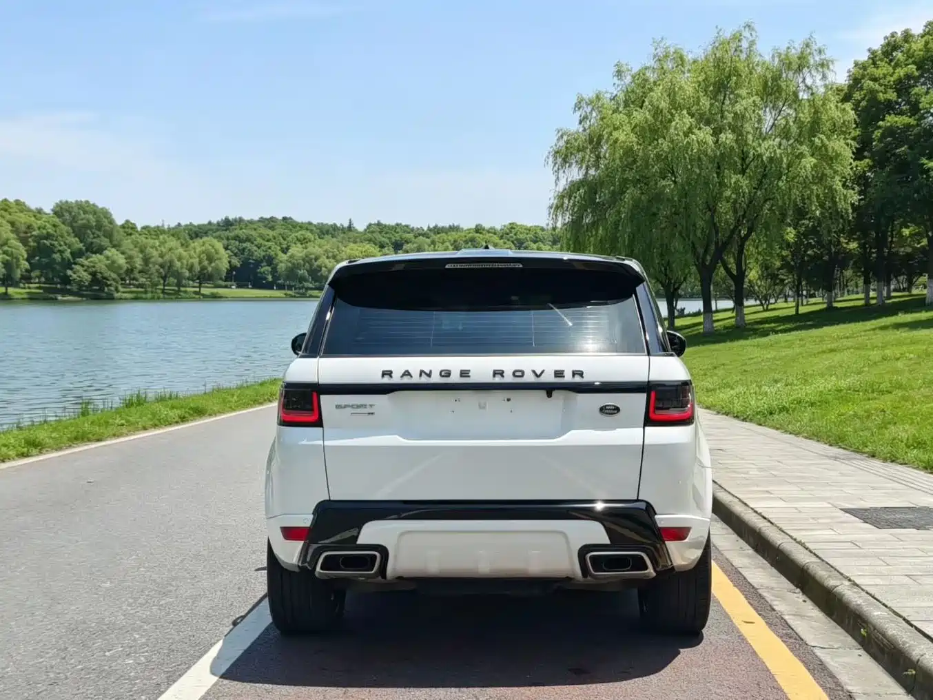 Land Rover Range Rover Sport 2016 3.0 SDV6 HSE фото 8