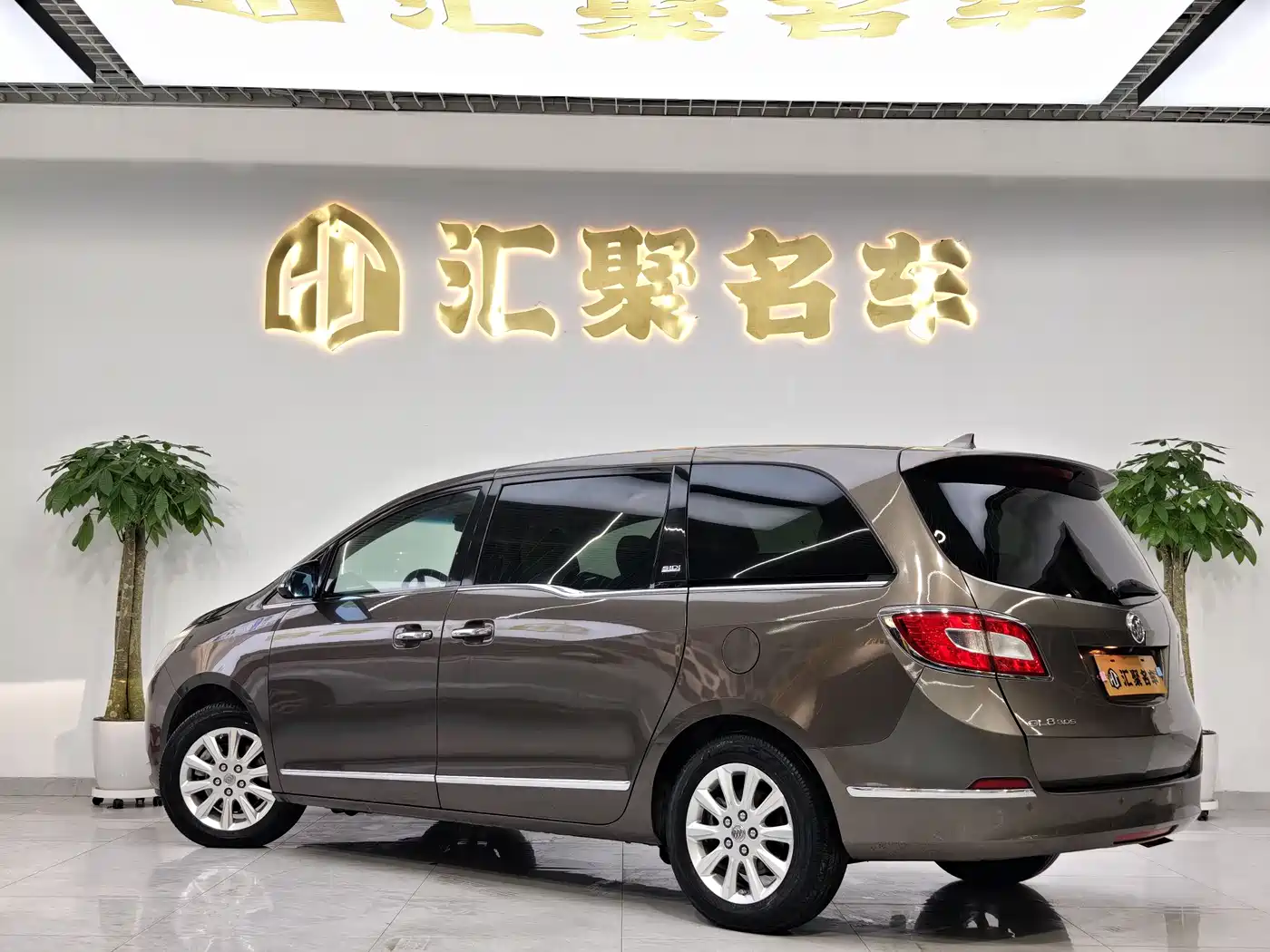Buick GL8 2014 3.0L XT Luxury Business Flagship фото 9
