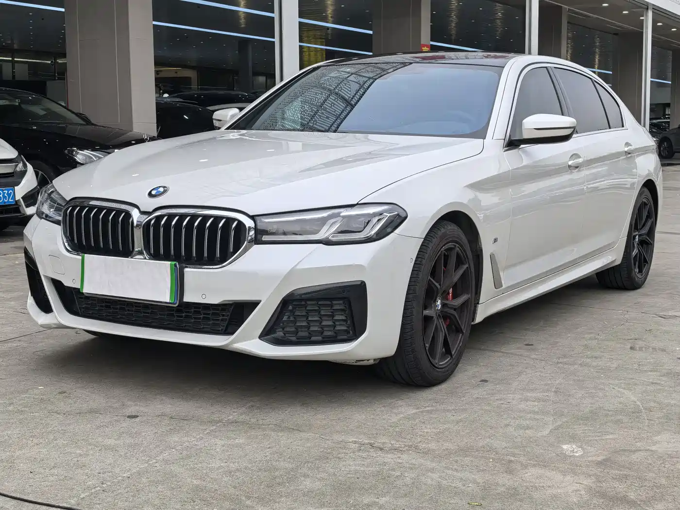 BMW 5-SERIES
