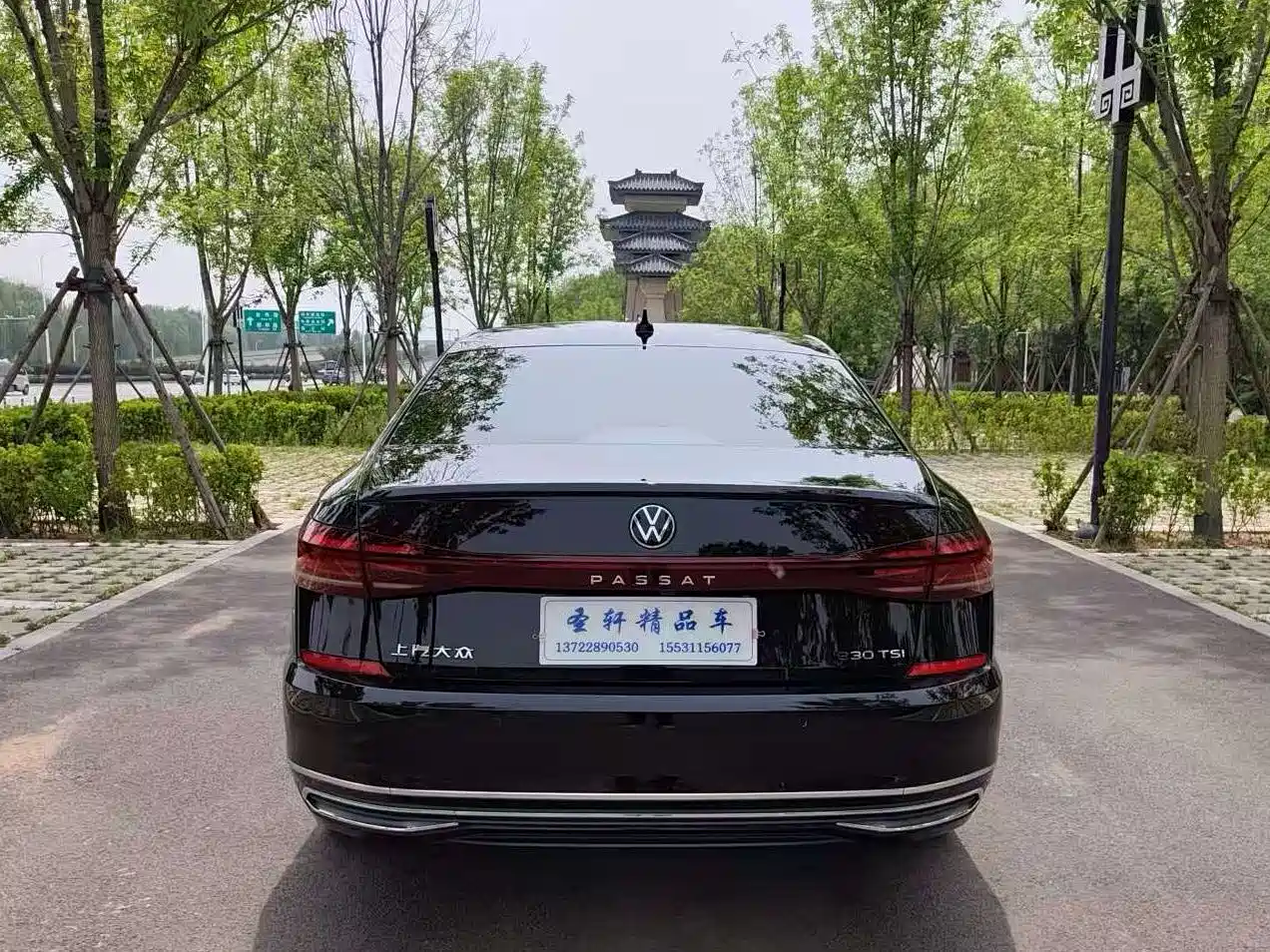 Volkswagen Passat 2022 330TSI Starlight Elite Edition фото 5