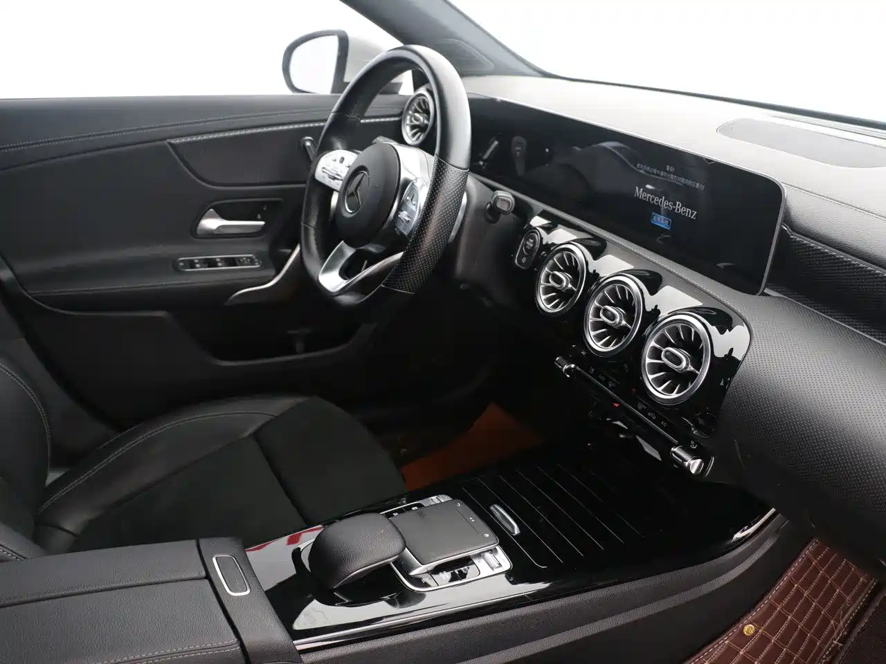 Mercedes-Benz A-Class 2020 A 200 L Sport Sedan фото 4