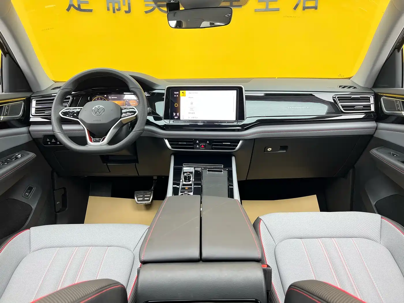 Volkswagen Teramont 2024 Teramont X 380TSI 4WD Premium Luxury Edition фото 18