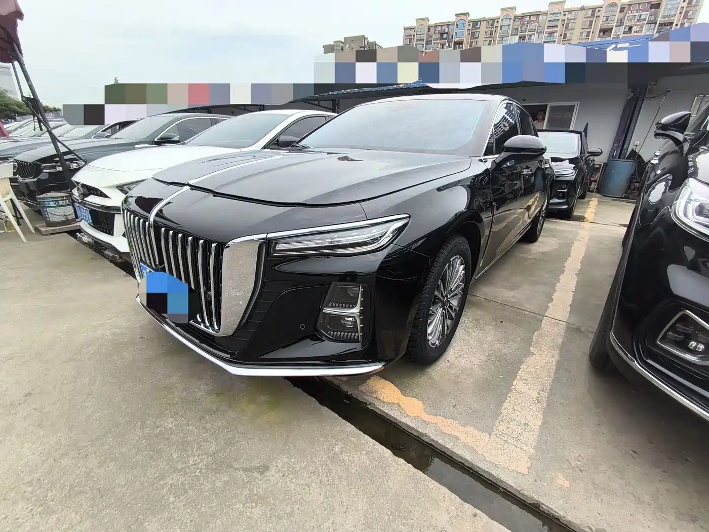 Hongqi H5 2023 1.5T DCT Smart Connect Joy Edition