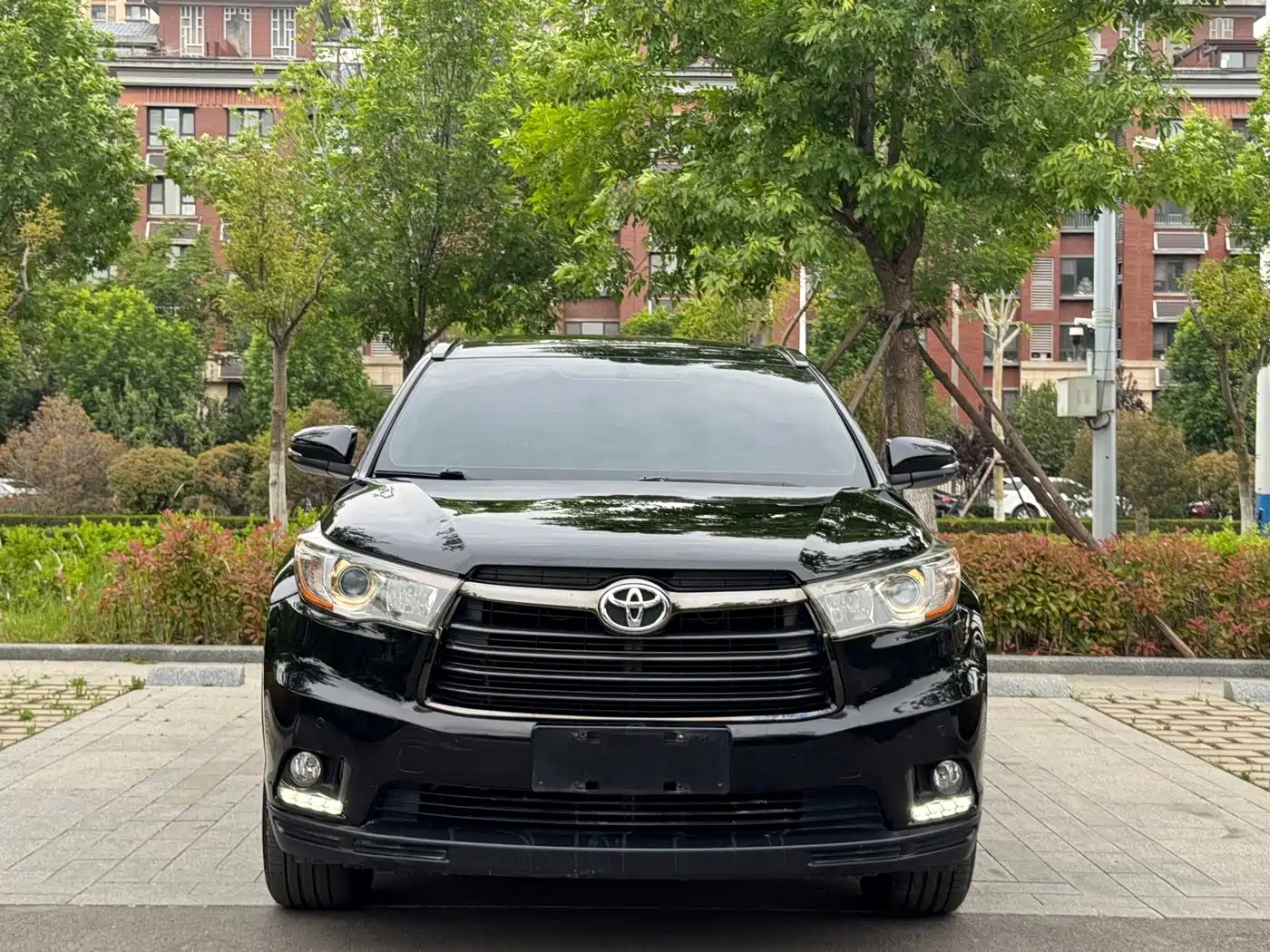 Toyota Highlander 2017 2.0T 4WD Gloss Black Limited Edition фото 2