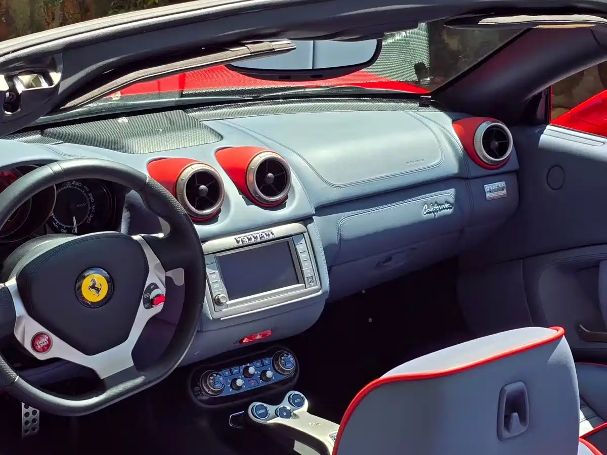 Ferrari California T 2010 2009 4.3L Standard
