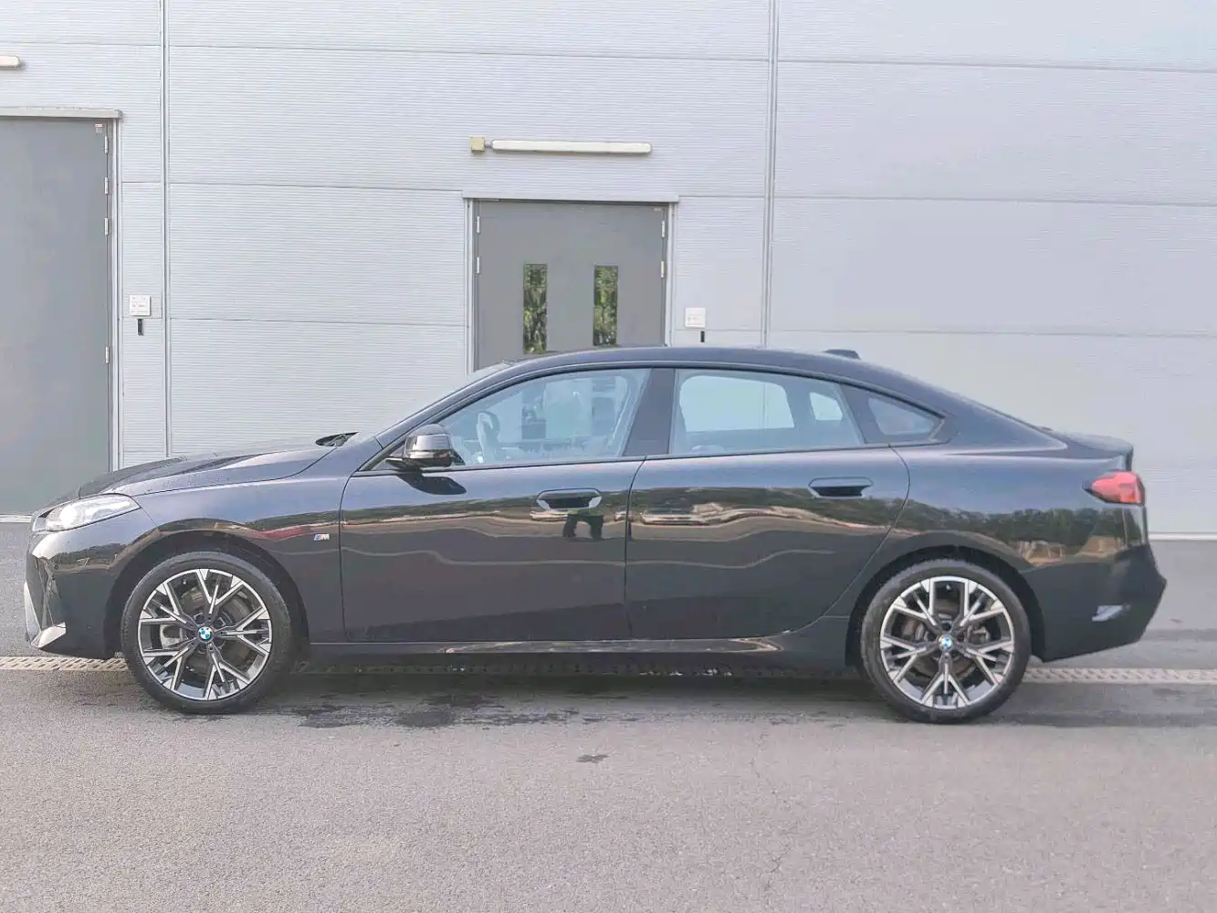 BMW 2 Series 2025 2025 225L M Sport Package
