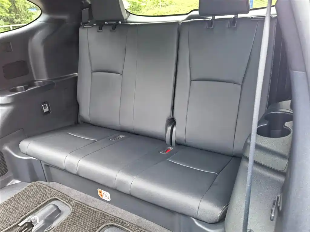 Toyota Crown Kluger 2023 2.5L HEV AWD Premium Edition фото 11