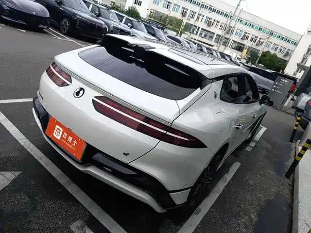 Denza Z9GT 2024 1100 AWD Ultra Edition — фото 4