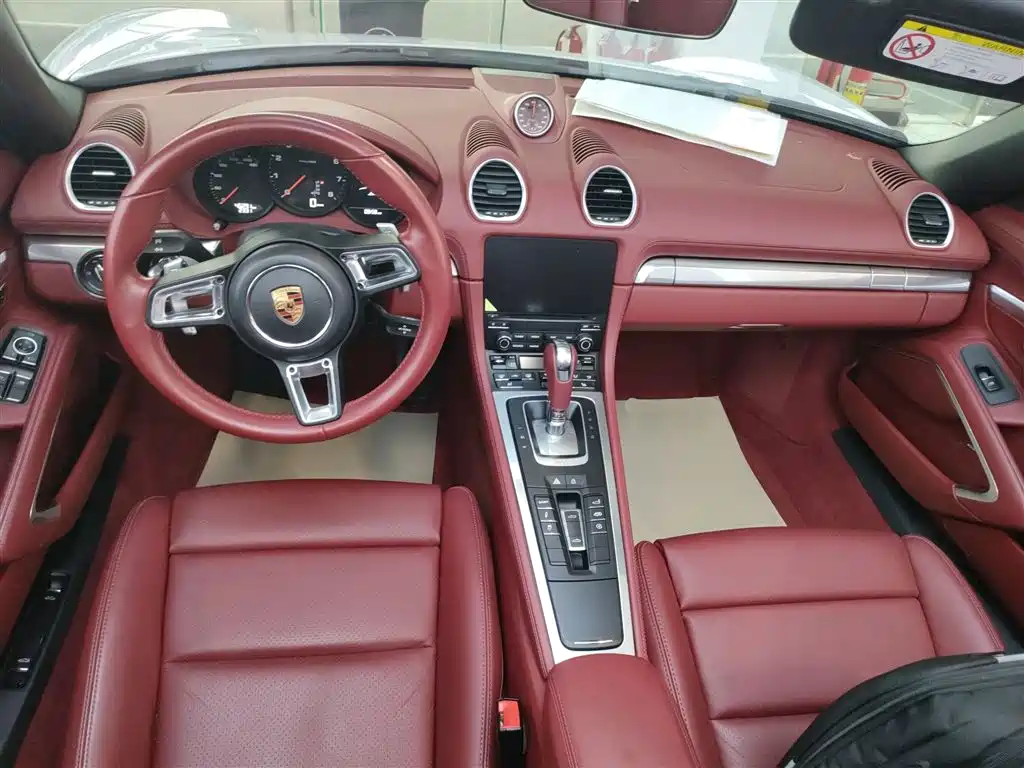 Porsche 718 2020 Boxster 2.0T фото 6