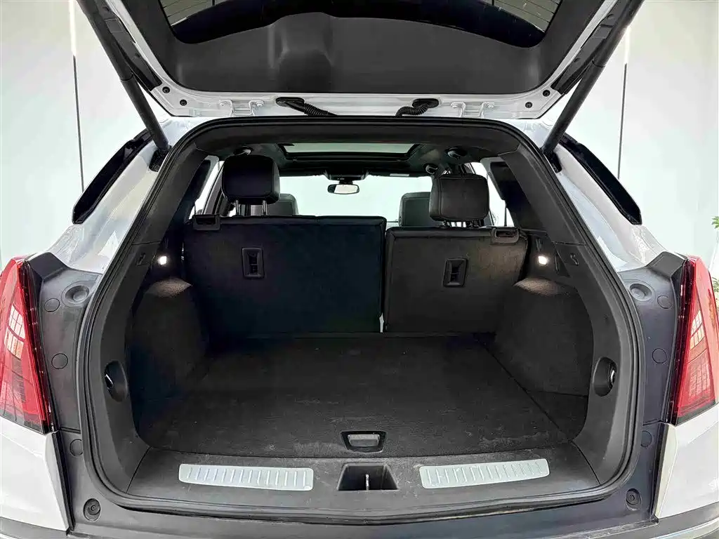 Cadillac XT5 2021 28T Luxury фото 32