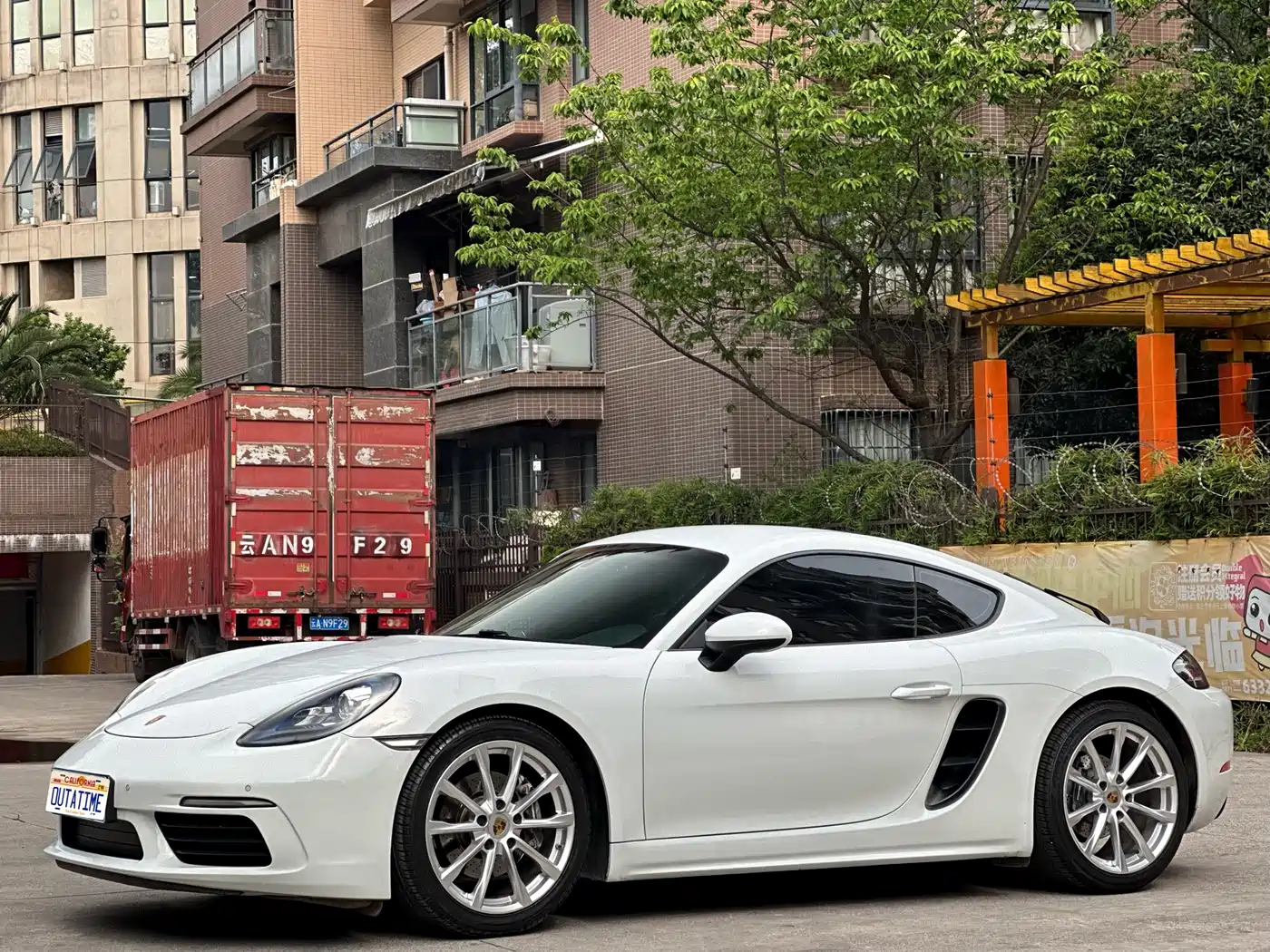 Porsche 718 2016 Cayman 2.0T
