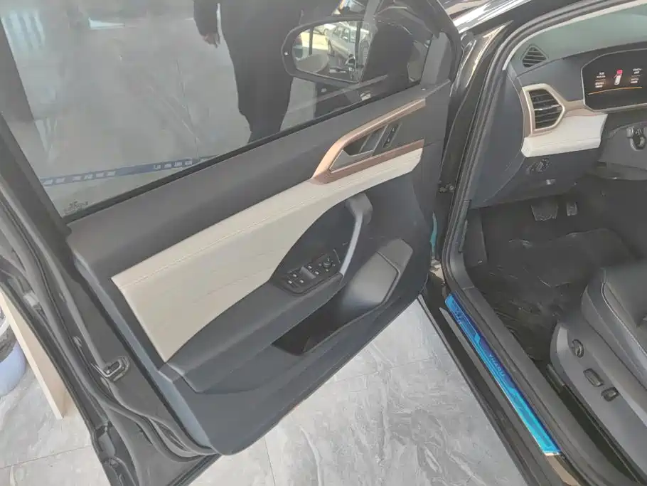 Volkswagen Tharu, миниатюра 7
