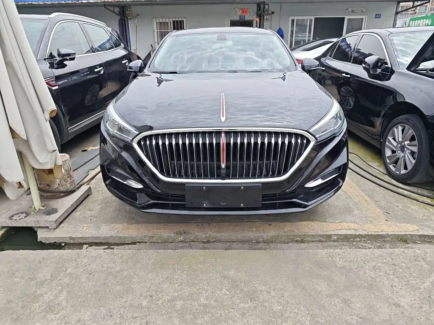 Hongqi H5 2022 Model Classic Edition 1.5T DCT Flag Joy Edition фото 3