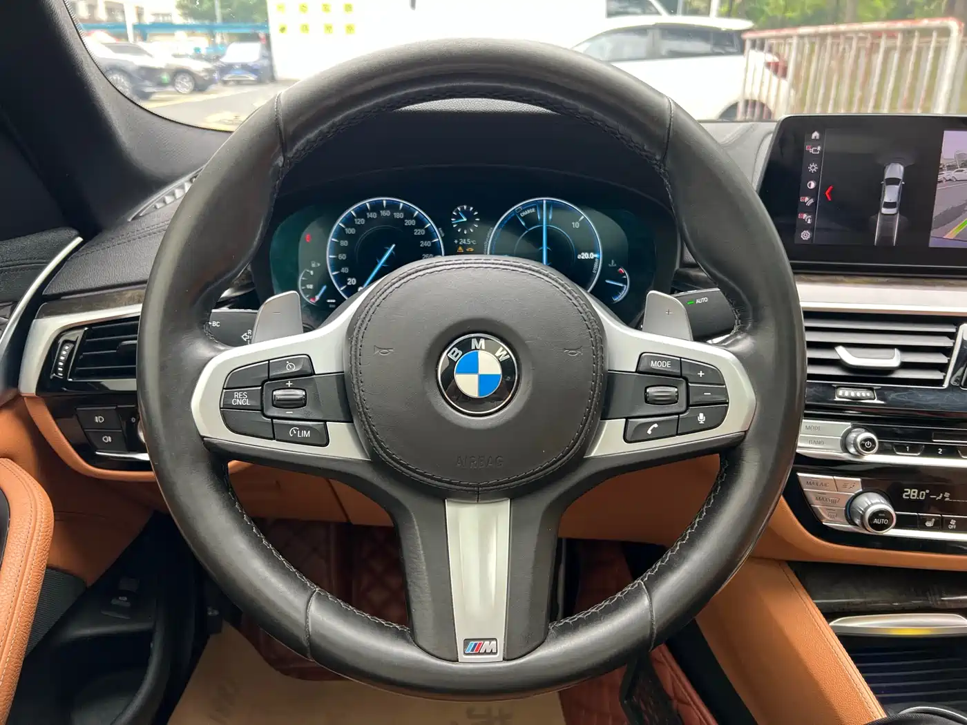BMW 5 Series 2019 530Li xDrive M Sport Package фото 21