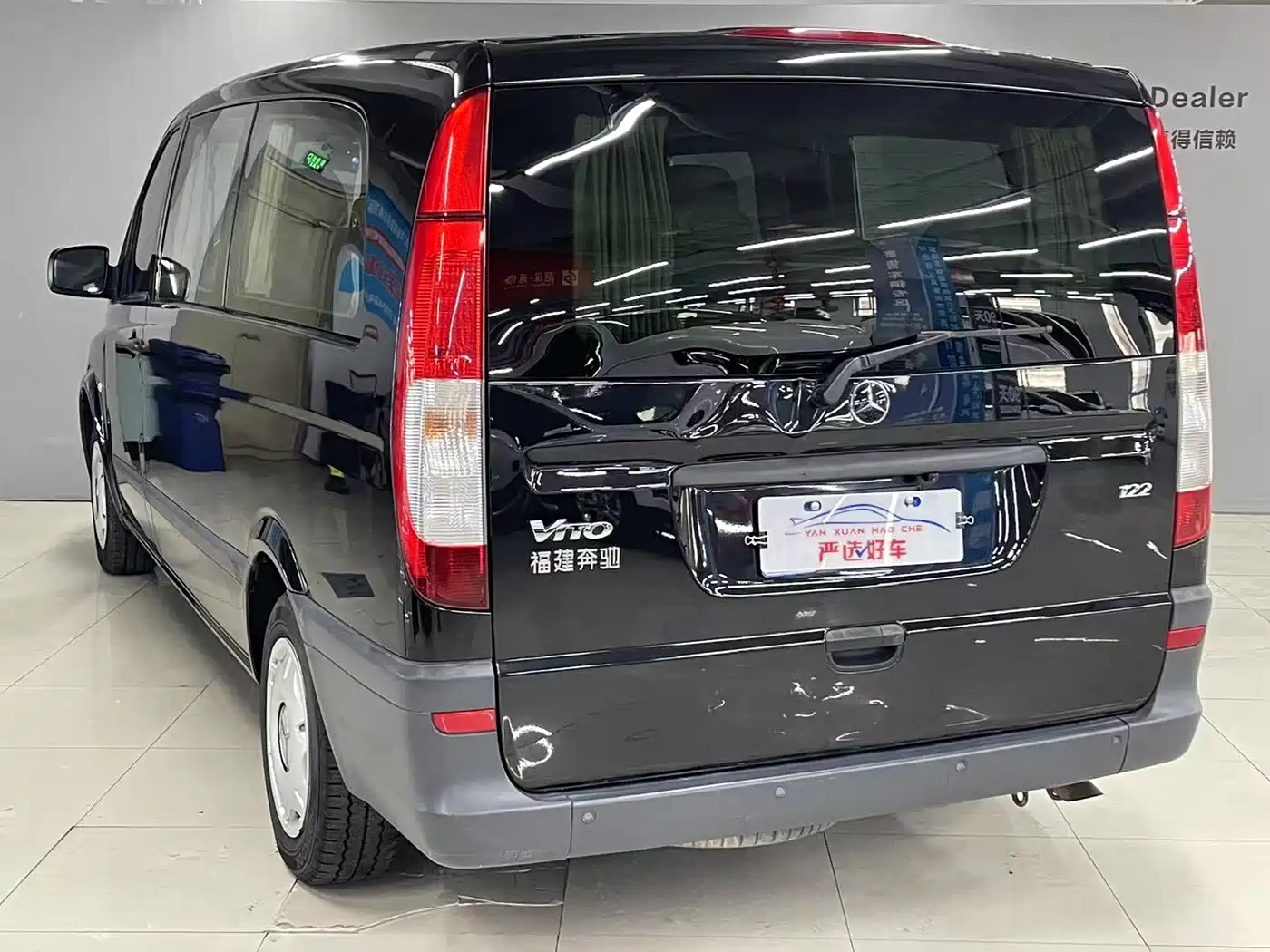 Mercedes-Benz Vito 2013 Model 3.0L Elite Edition фото 17