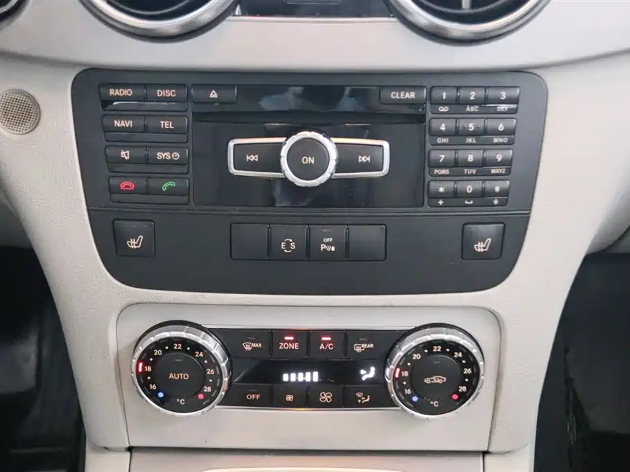 Mercedes-Benz GLK-Class 2013 GLK 300 4MATIC Dynamic Sunroof фото 9