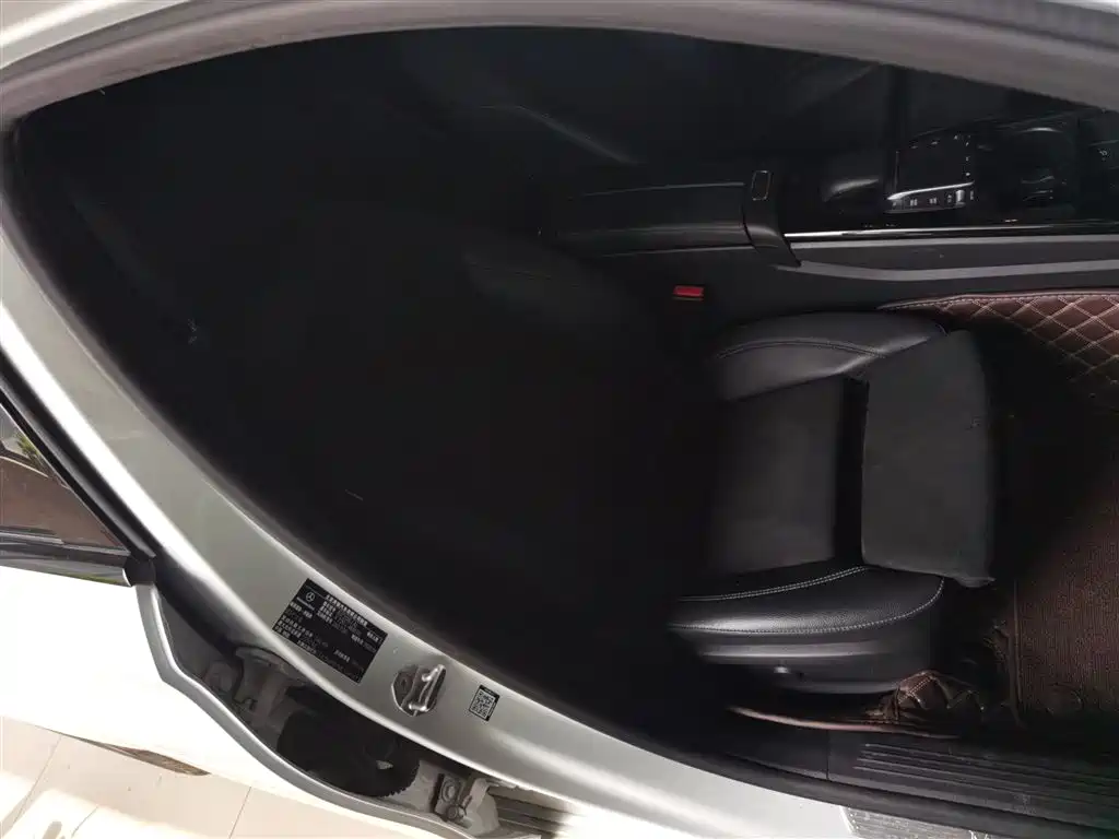 Mercedes-Benz A-Class 2020 Facelift A 220 L 4MATIC Sport Sedan фото 25