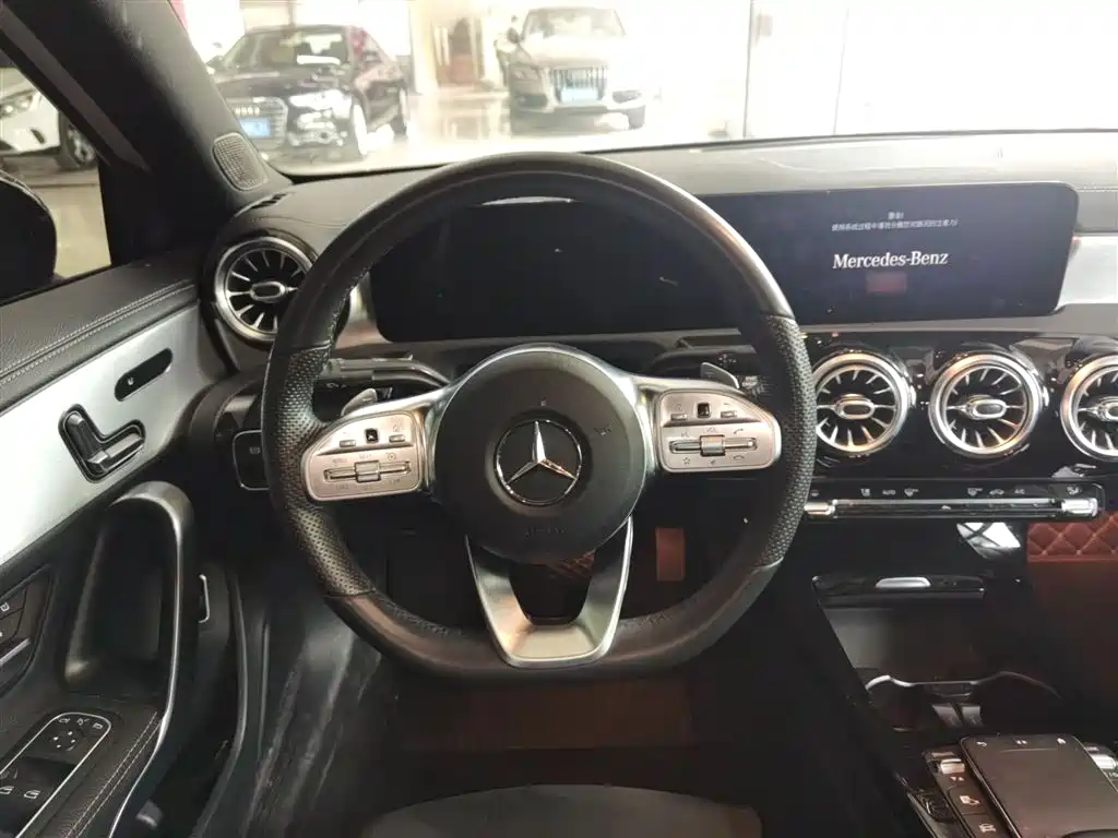 MERCEDES-BENZ CLASS A