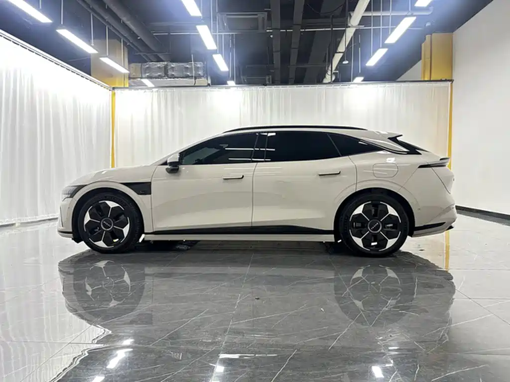 ZEEKR 007GT 2026