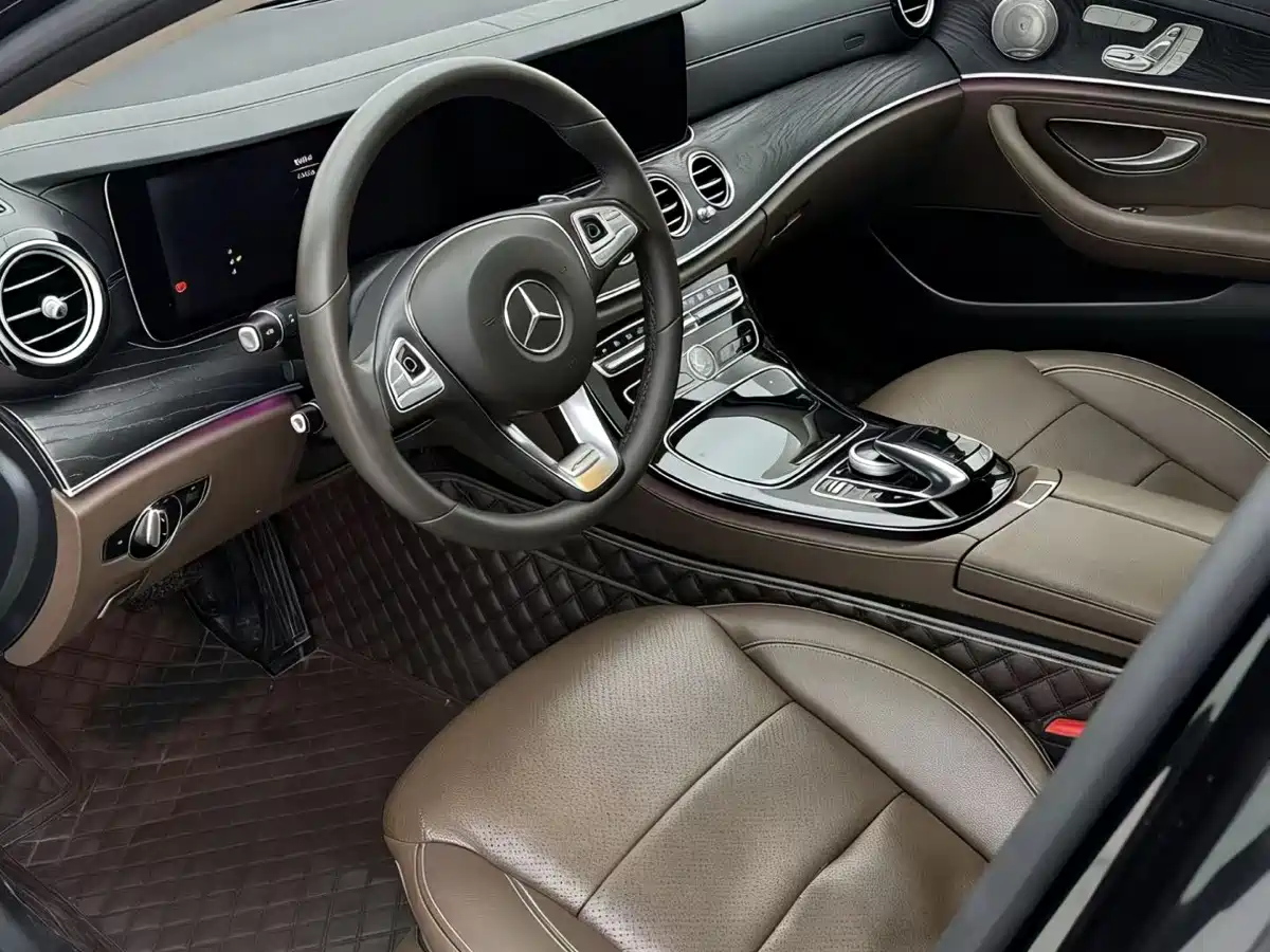 Mercedes-Benz E-Class 2018 E 200 L фото 5
