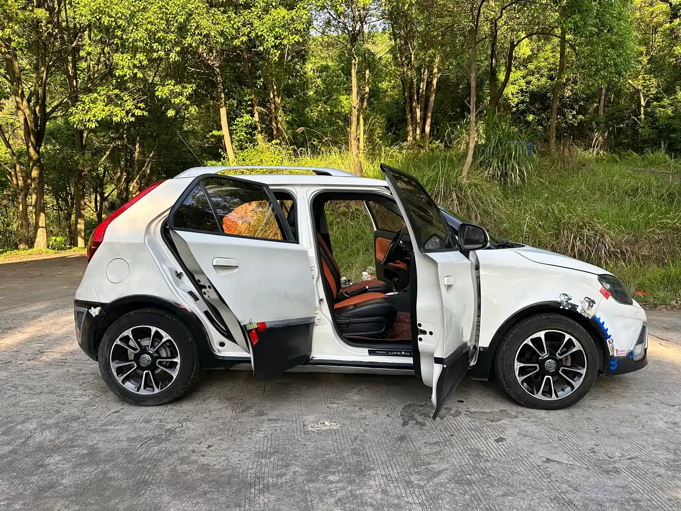 MG 3SW 2016 2015 1.5L AMT Elite