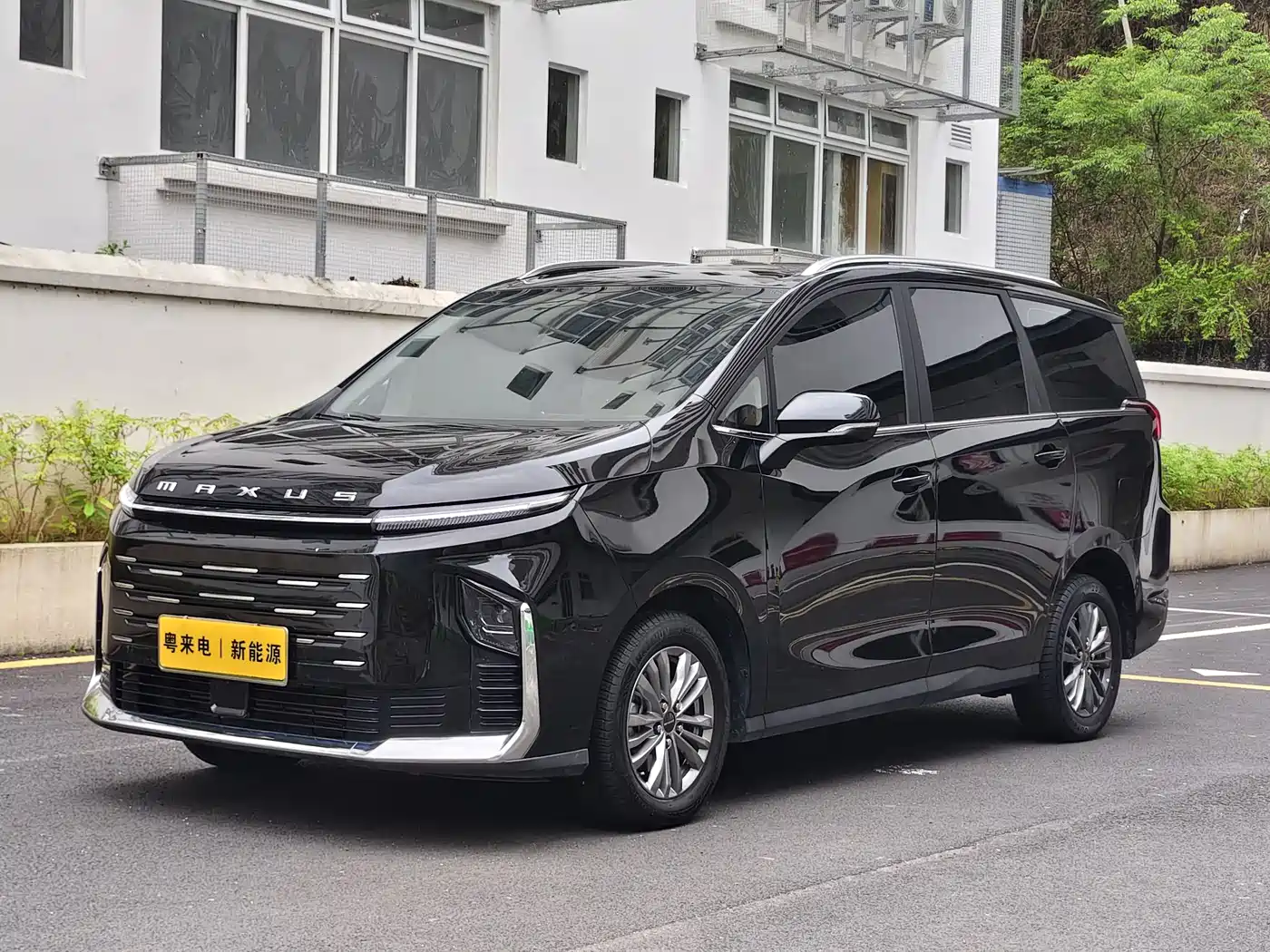 SAIC Maxus Maxus G50 PHEV 2025 Pilot Edition