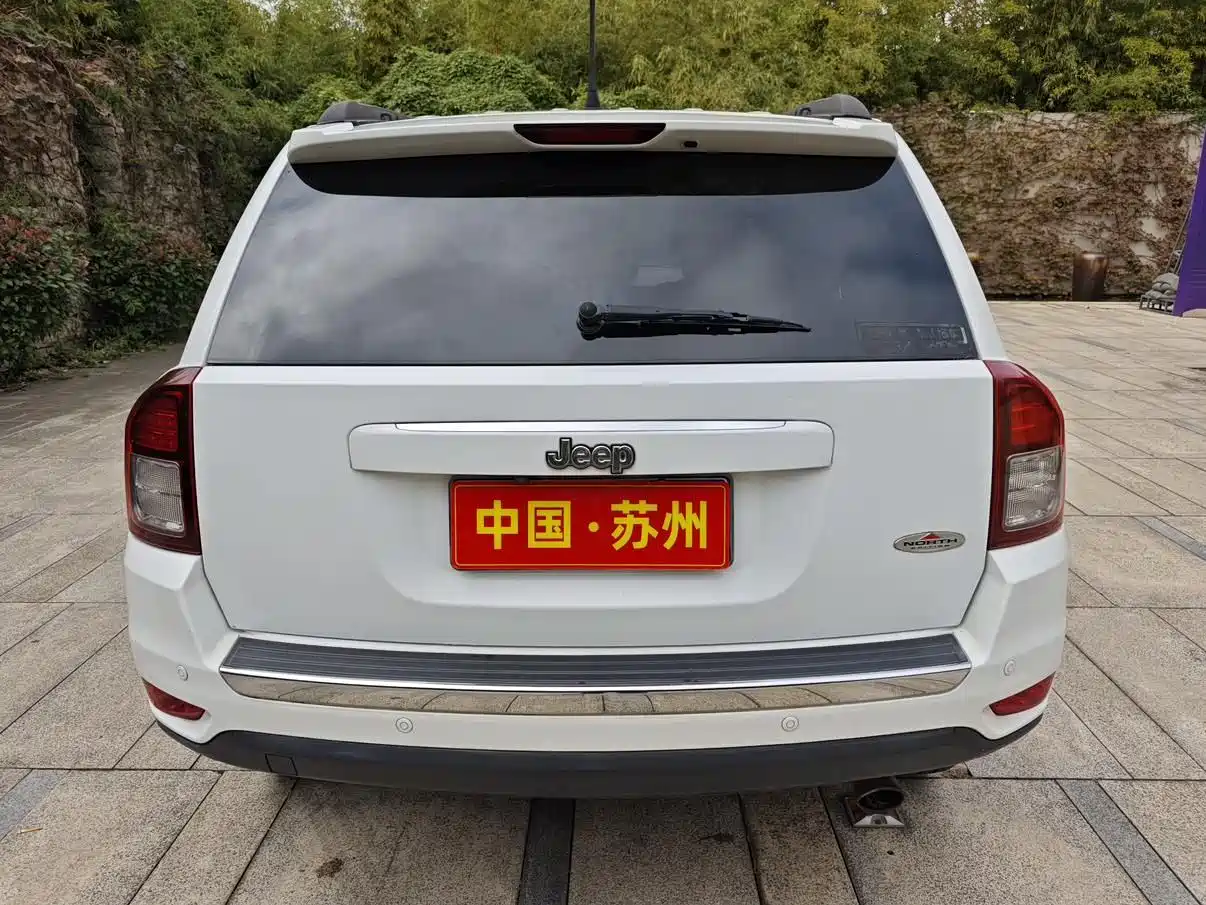 Jeep Compass (Import) 2014 2014 Facelift 2.4L 4WD Comfort Edition