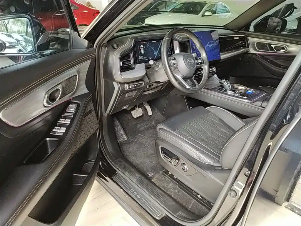 GAC Trumpchi Trumpchi GS8 2022 Pilot Series 2.0TGDI 2WD Luxury Smart Connect Edition (7-Seater) фото 16