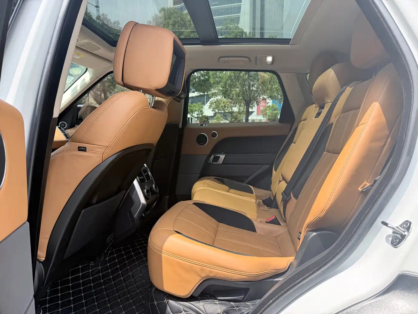Land Rover Range Rover Sport 2020 3.0 L6 SE фото 7