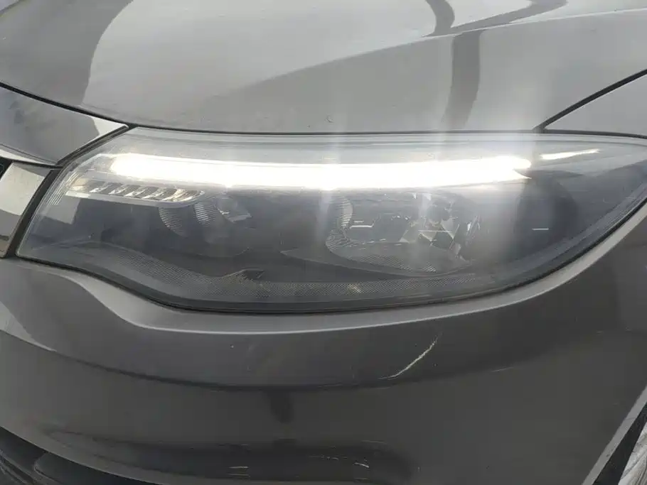 Qoros 3 2016 2016 Hatchback 1.6T Automatic Zhiku