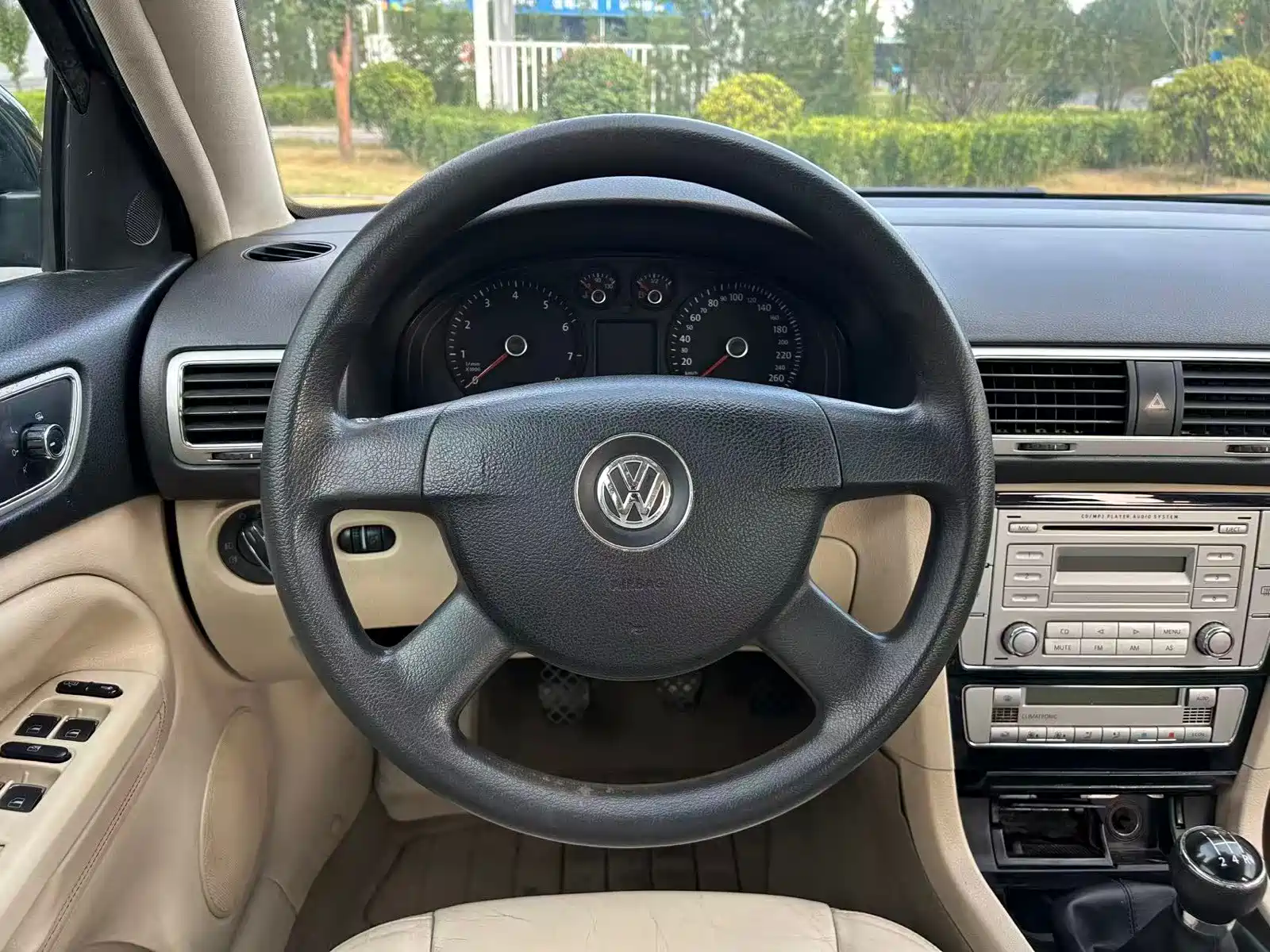 Фото 9 - Volkswagen Passat Lingyu
