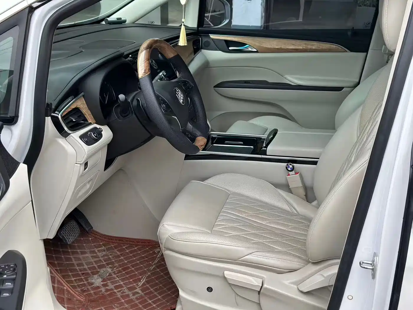 Buick GL8 2018 ES 28T Comfort Type China VI фото 4