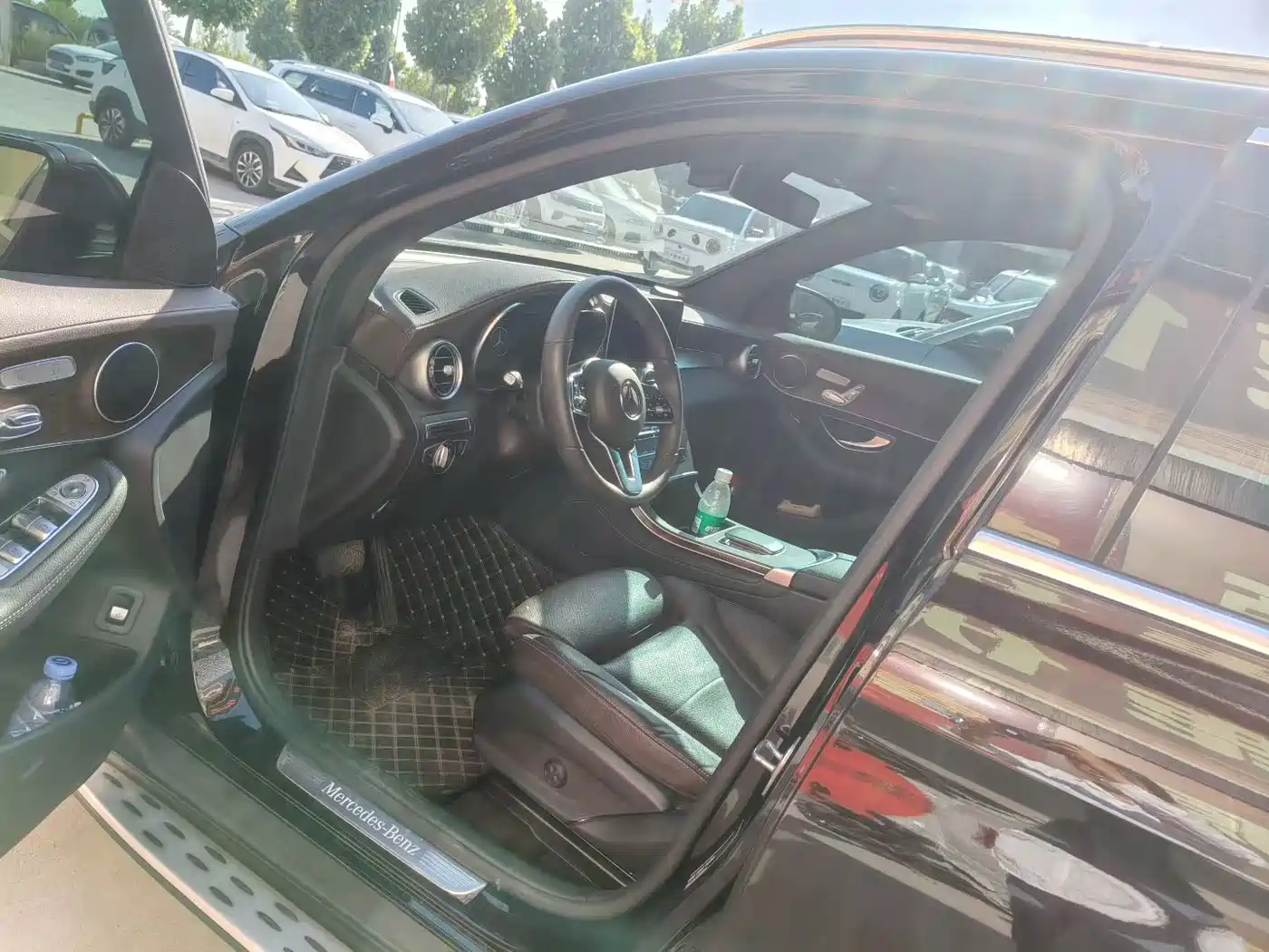 MERCEDES-BENZ GLC
