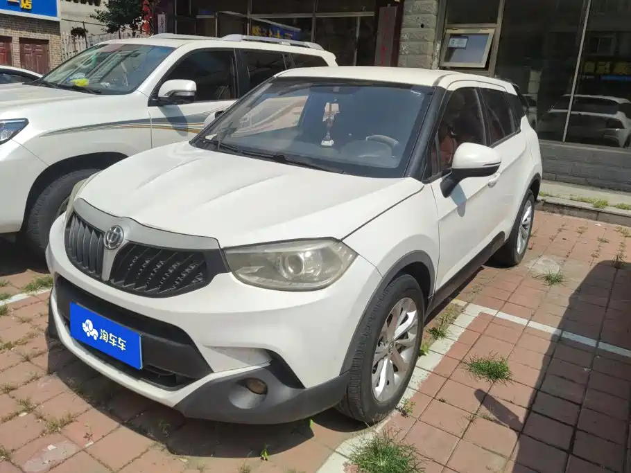 Zhonghua V3 2015 2015 1.5L Manual Smart Edition