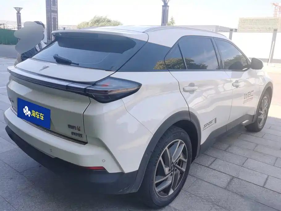 NEZHA AUTOMOBILE NEZHA U