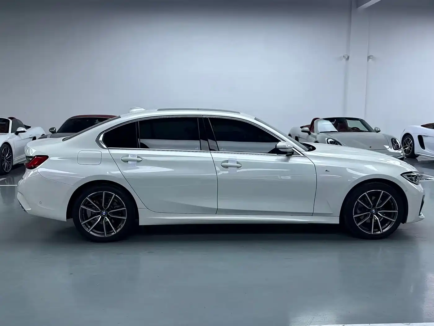 BMW 3 Series 2020 325Li Launch Edition фото 5