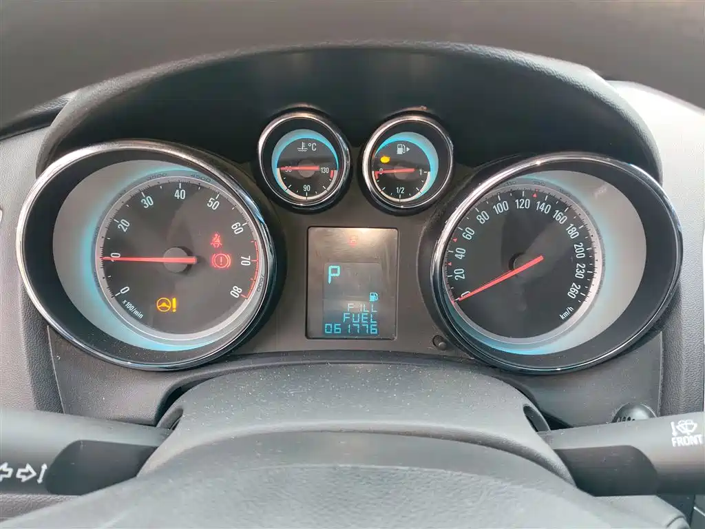 Buick Excelle 2014 XT 1.6L Automatic Fashion фото 8
