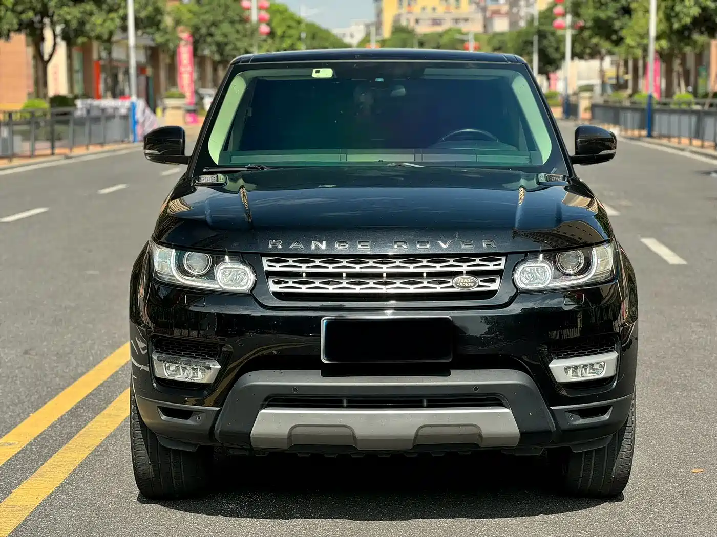 Land Rover Range Rover Sport 2016 Model 3.0 SC V6 HSE фото 2