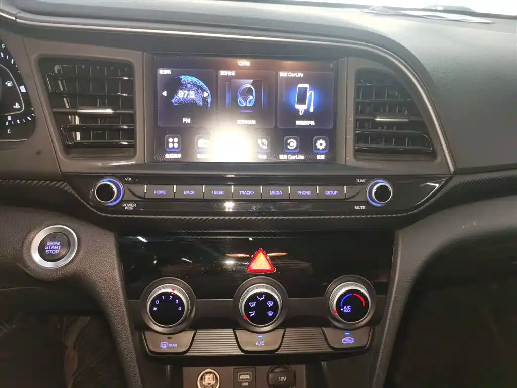 Hyundai Elantra 2019 1.4T Dual-clutch XuanDong·Vitality Type фото 9