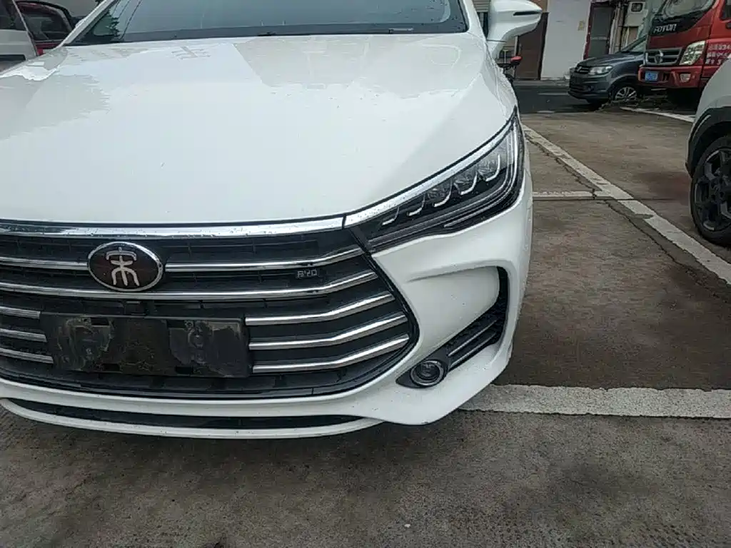 صورة 24 - BYD Song MAX