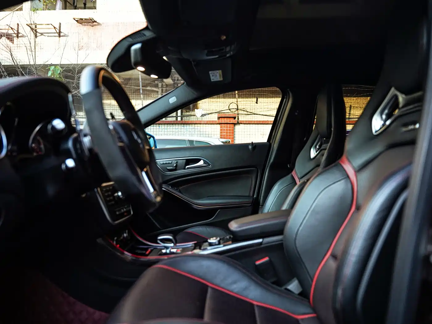 Mercedes-Benz GLA AMG 2016 AMG GLA 45 4MATIC фото 14