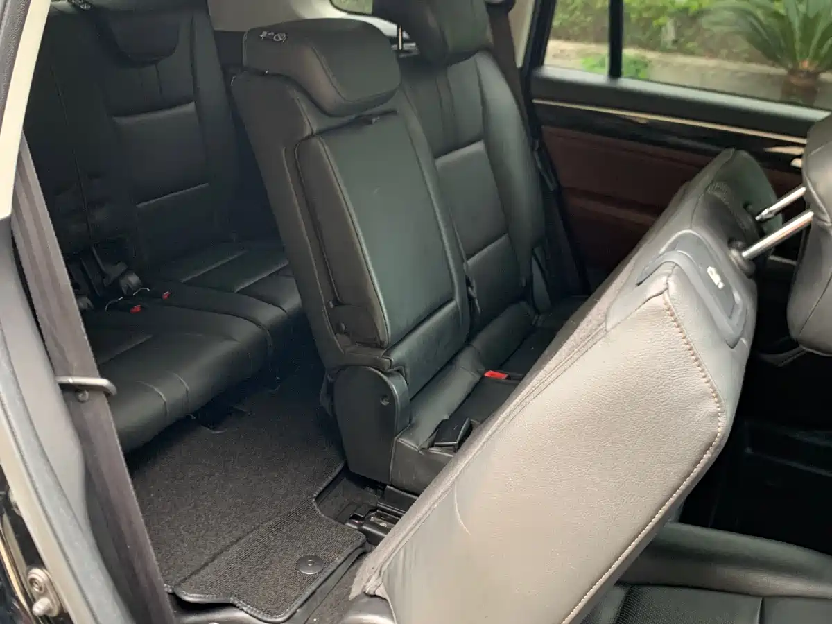 GAC Trumpchi Trumpchi GS8 2017 320T 2WD Luxury Smart Connect (7-seater) фото 14