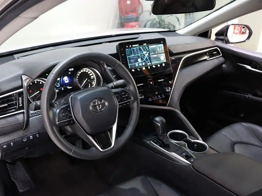 Toyota Camry 2023 2021 2.0G Luxury Edition