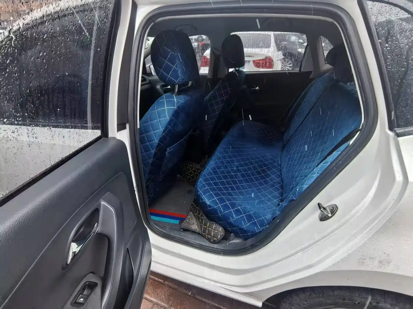 Volkswagen Polo 2016 1.4L Manual Trend фото 8