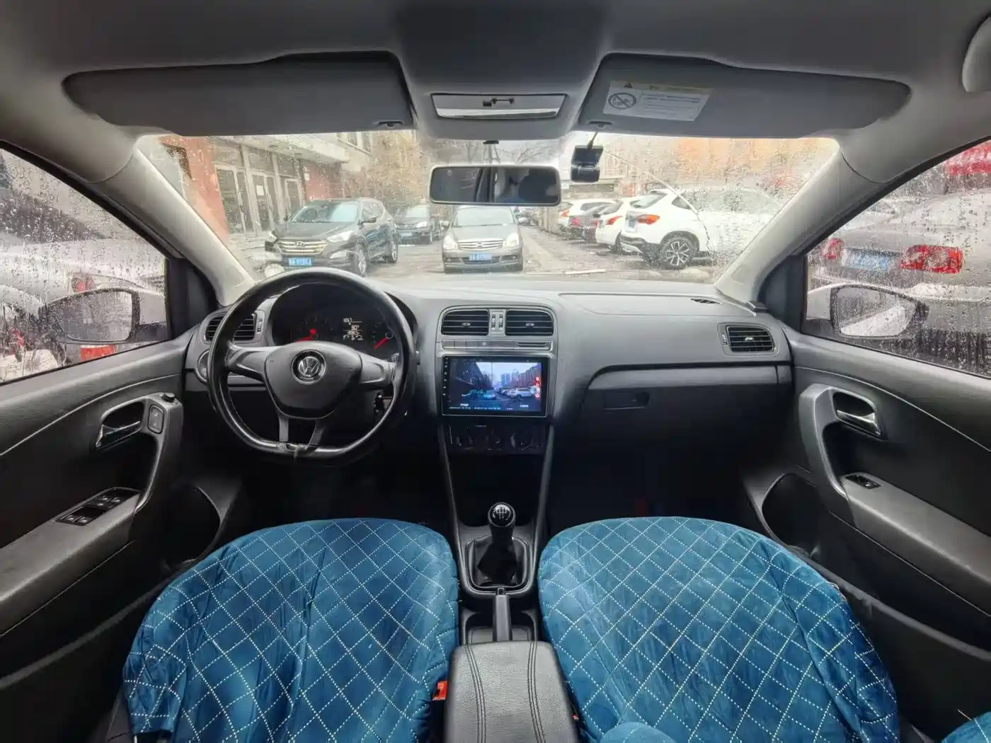Volkswagen Polo 2016 1.4L Manual Trend фото 9