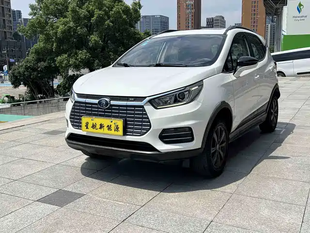 BYD Yuan New Energy 2018 EV360 Smart Connected Cool Type