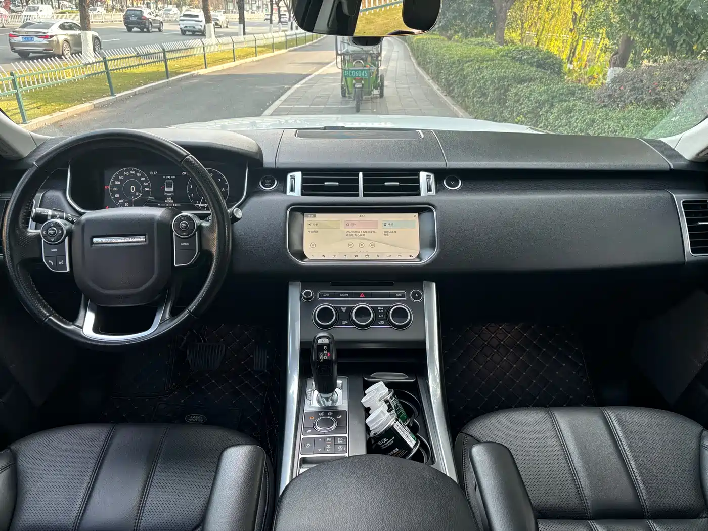 Land Rover Range Rover Sport 2017 3.0 SC V6 SE фото 6
